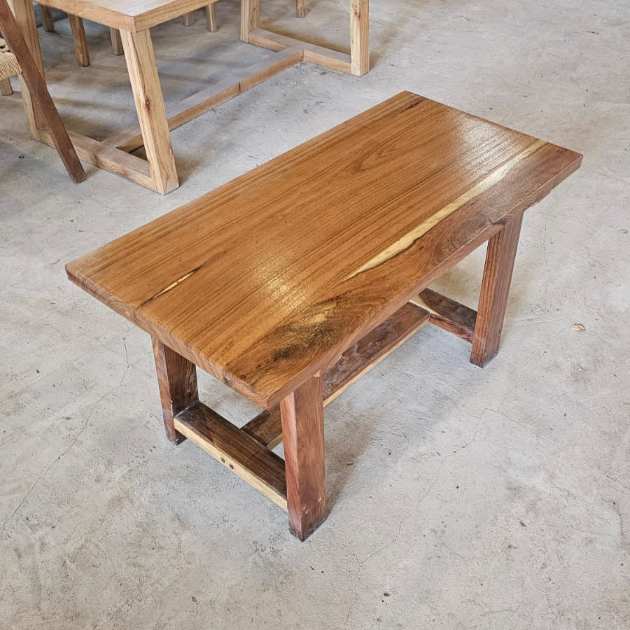 Mesa ratona Atenas