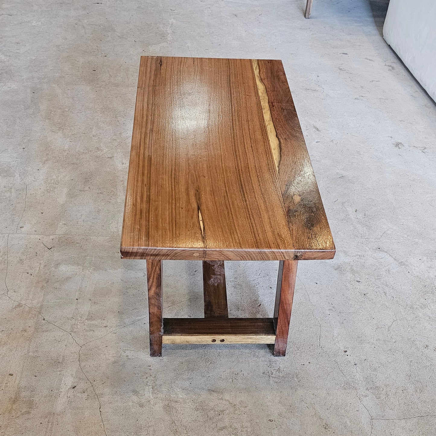 Mesa ratona Atenas