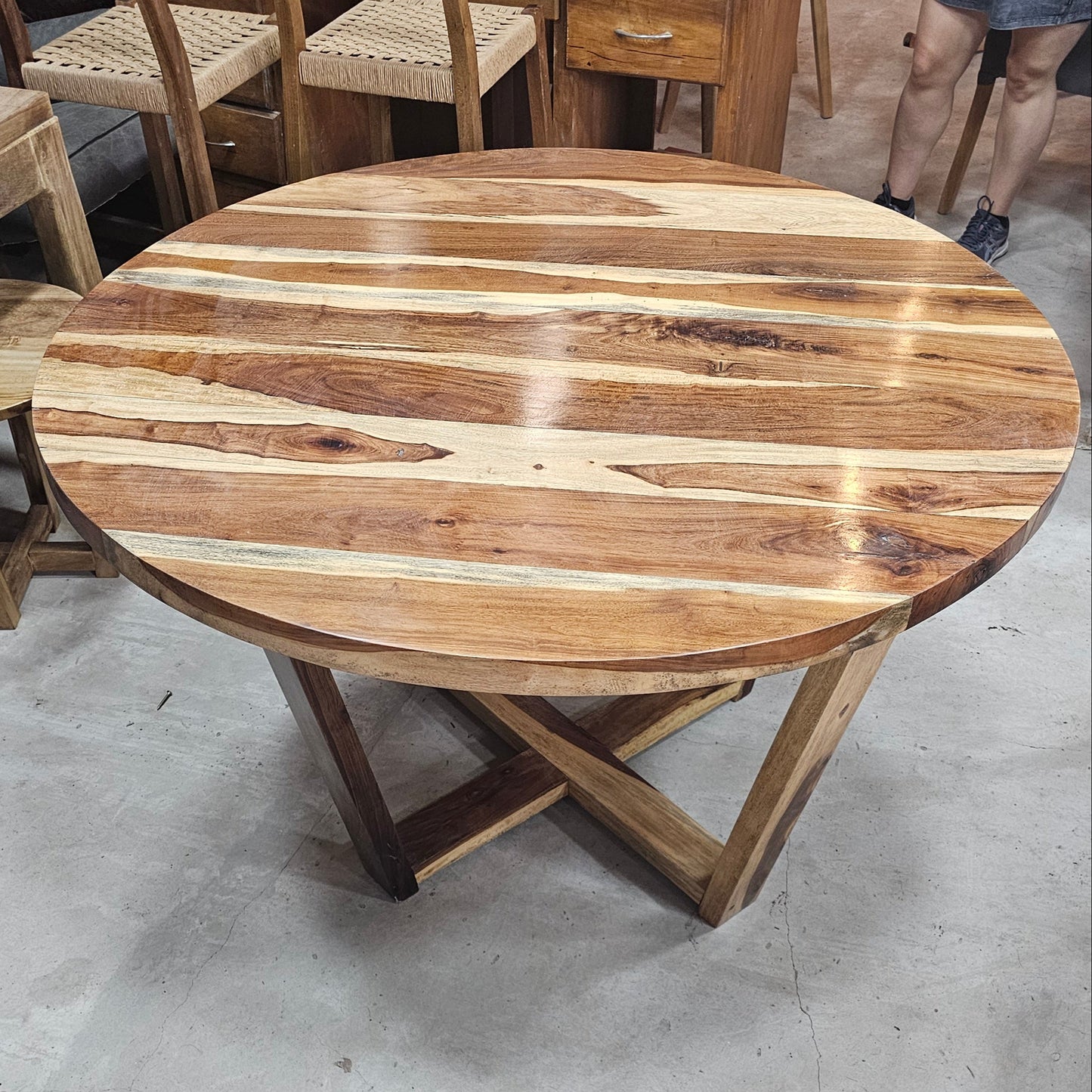 Mesa de comedor Cairo