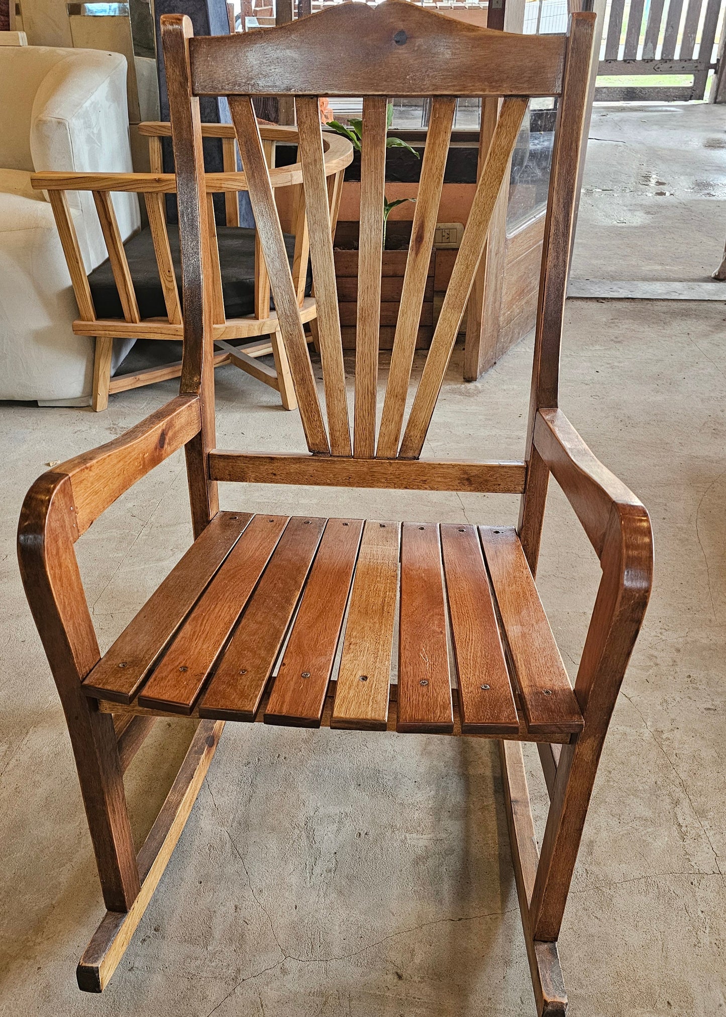 Silla mecedora Génova