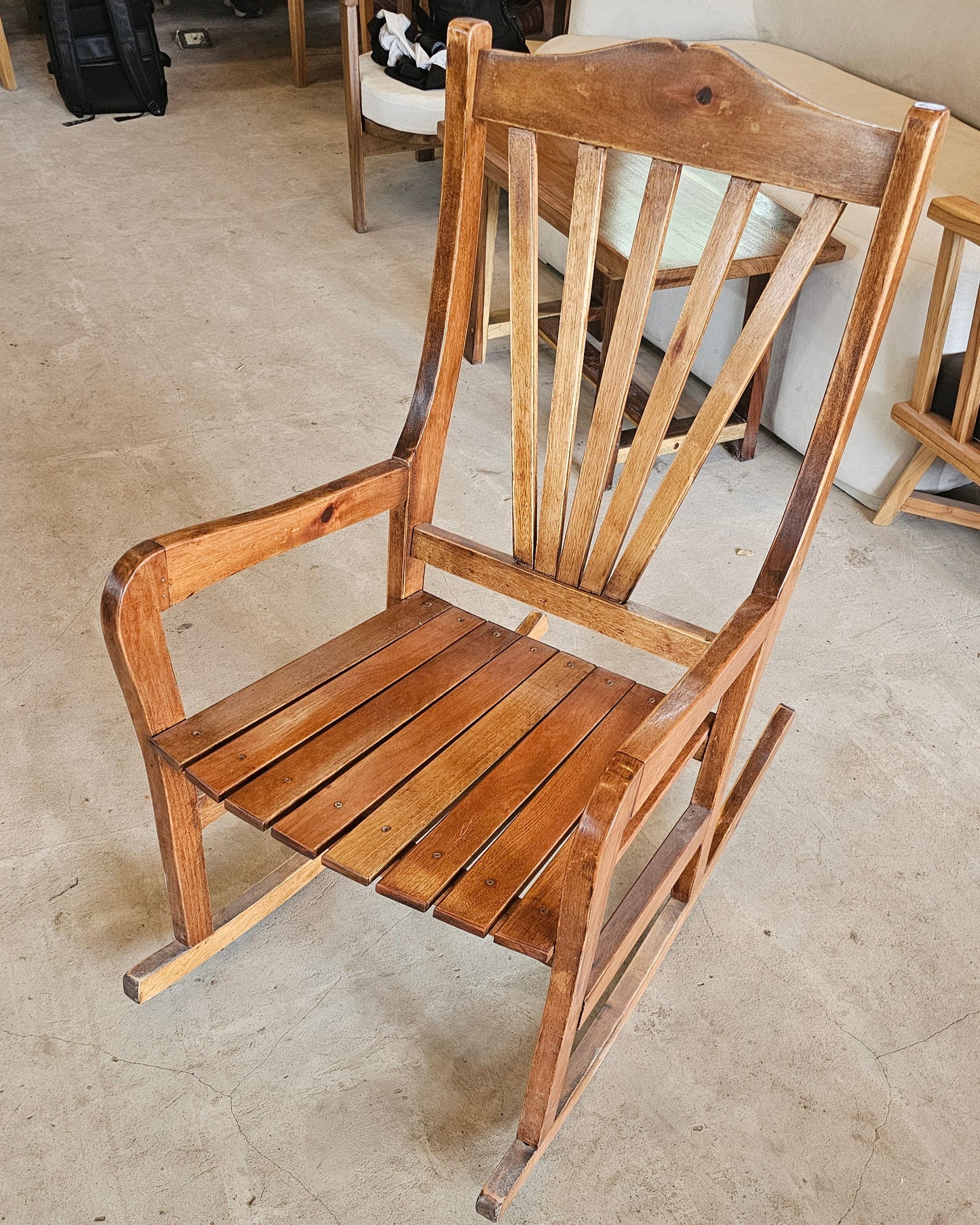 Silla mecedora Génova